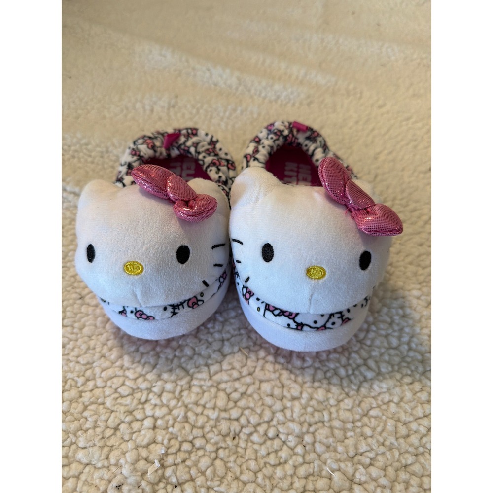 Sanrio Hello Kitty Toddler Plush Slippers White Size 7-8 Slip On House Shoes
